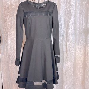 LULU’S little black dress